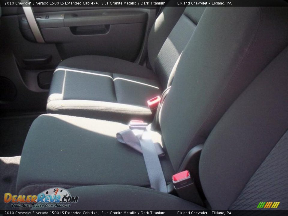2010 Chevrolet Silverado 1500 LS Extended Cab 4x4 Blue Granite Metallic / Dark Titanium Photo #25