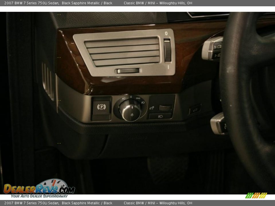 2007 BMW 7 Series 750Li Sedan Black Sapphire Metallic / Black Photo #13