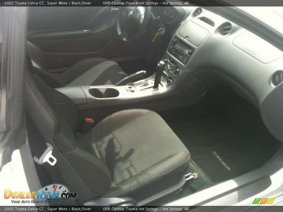 2002 Toyota Celica GT Super White / Black/Silver Photo #9