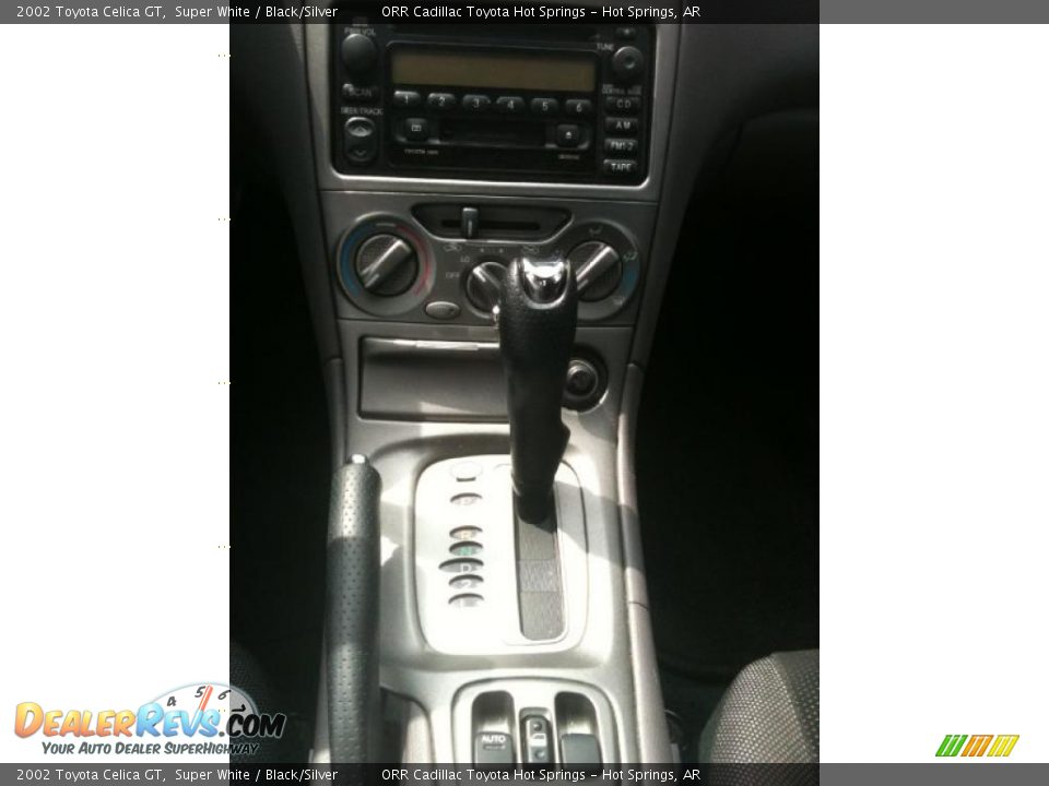 2002 Toyota Celica GT Super White / Black/Silver Photo #11