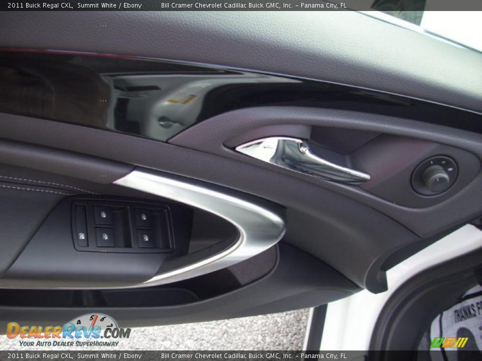 2011 Buick Regal CXL Summit White / Ebony Photo #10