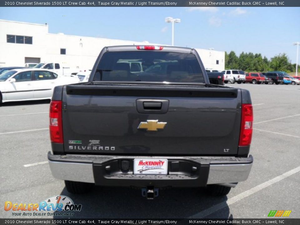 2010 Chevrolet Silverado 1500 LT Crew Cab 4x4 Taupe Gray Metallic / Light Titanium/Ebony Photo #3