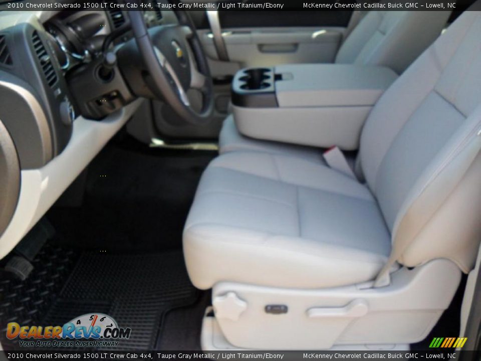 2010 Chevrolet Silverado 1500 LT Crew Cab 4x4 Taupe Gray Metallic / Light Titanium/Ebony Photo #7