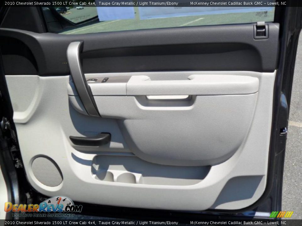 2010 Chevrolet Silverado 1500 LT Crew Cab 4x4 Taupe Gray Metallic / Light Titanium/Ebony Photo #20