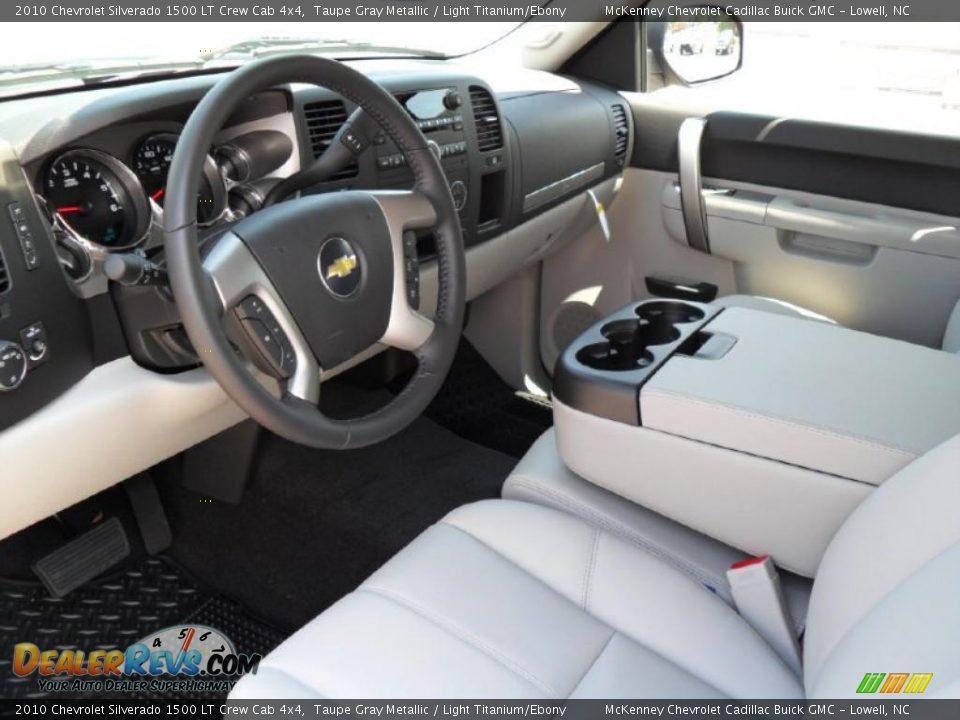 2010 Chevrolet Silverado 1500 LT Crew Cab 4x4 Taupe Gray Metallic / Light Titanium/Ebony Photo #24