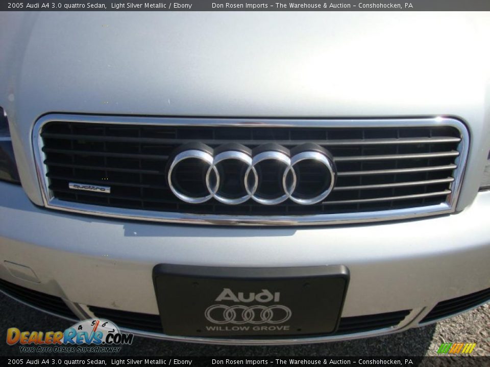 2005 Audi A4 3.0 quattro Sedan Light Silver Metallic / Ebony Photo #32