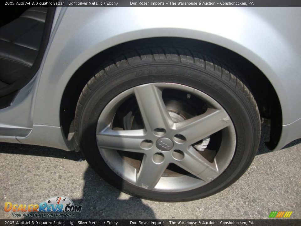 2005 Audi A4 3.0 quattro Sedan Light Silver Metallic / Ebony Photo #35