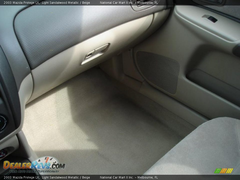 2003 Mazda Protege LX Light Sandalwood Metallic / Beige Photo #16