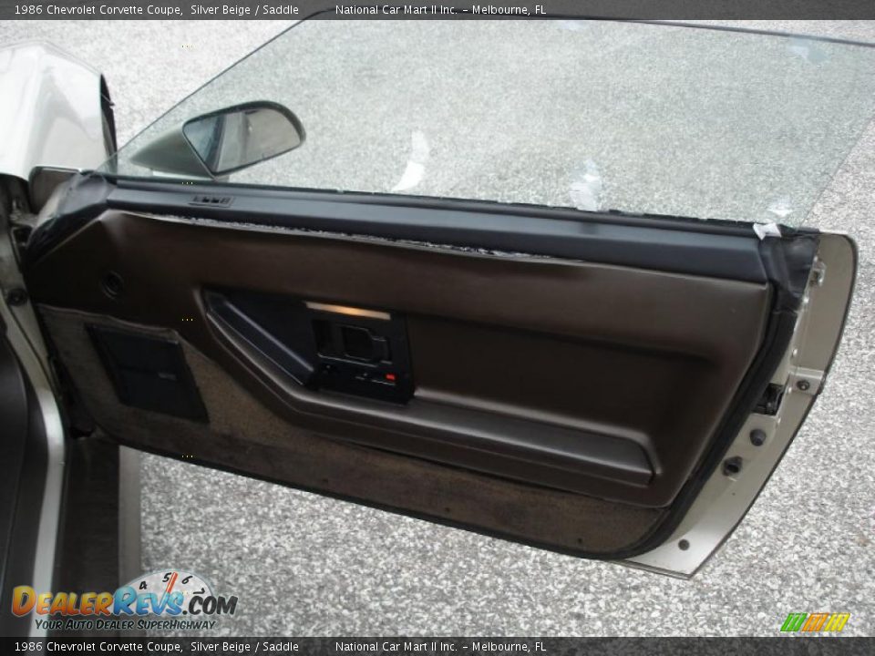 1986 Chevrolet Corvette Coupe Silver Beige / Saddle Photo #21