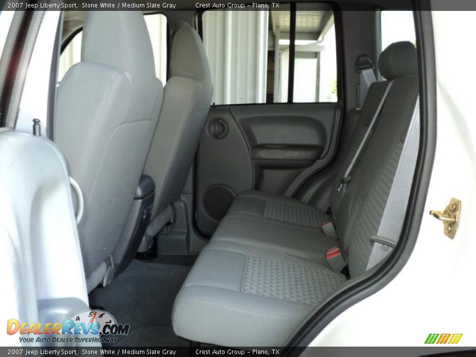 2007 Jeep Liberty Sport Stone White / Medium Slate Gray Photo #11