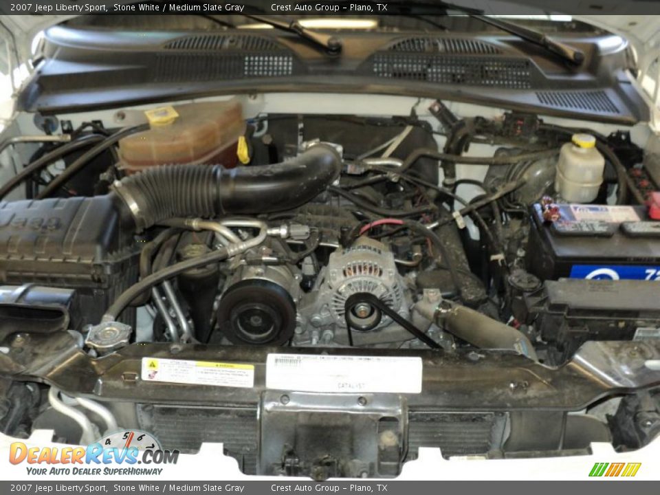 2007 Jeep Liberty Sport Stone White / Medium Slate Gray Photo #17