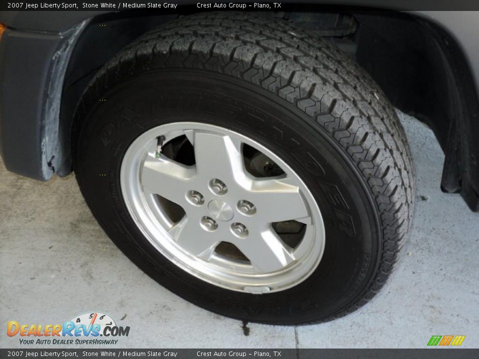 2007 Jeep Liberty Sport Stone White / Medium Slate Gray Photo #19