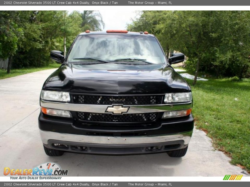 2002 Chevrolet Silverado 3500 LT Crew Cab 4x4 Dually Onyx Black / Tan Photo #16