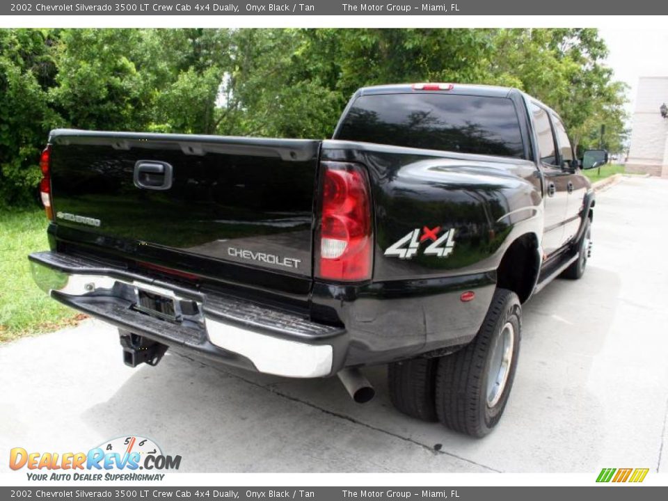 2002 Chevrolet Silverado 3500 LT Crew Cab 4x4 Dually Onyx Black / Tan Photo #18