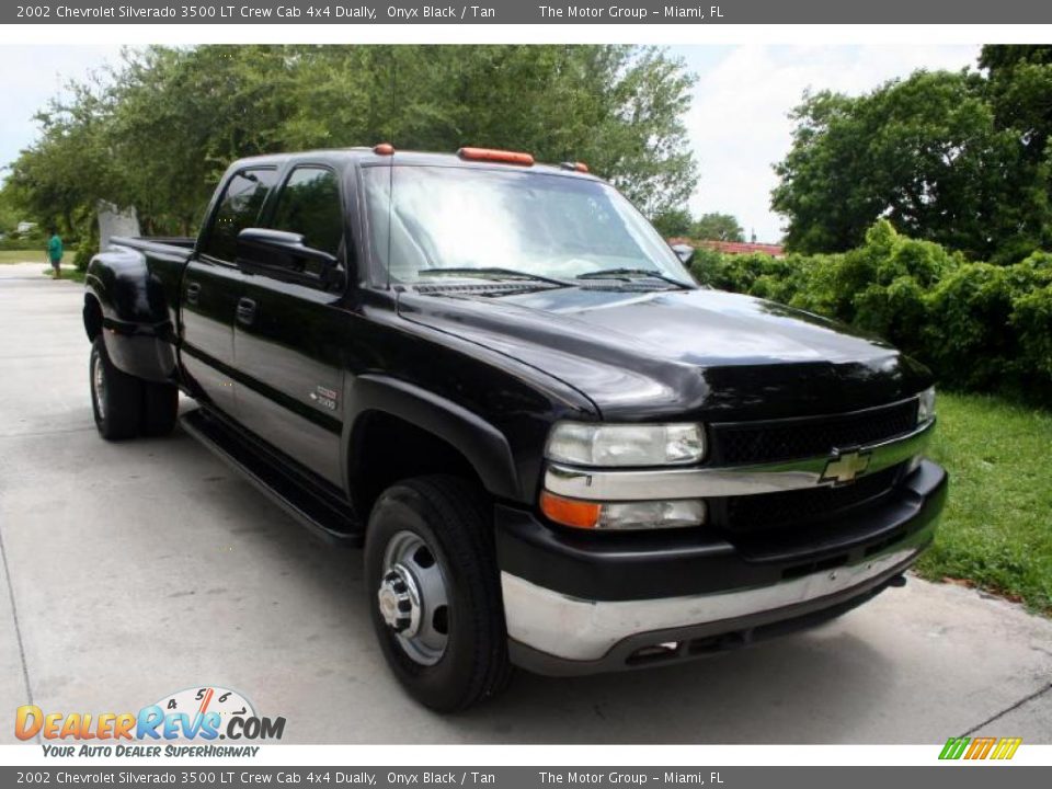 2002 Chevrolet Silverado 3500 LT Crew Cab 4x4 Dually Onyx Black / Tan Photo #19