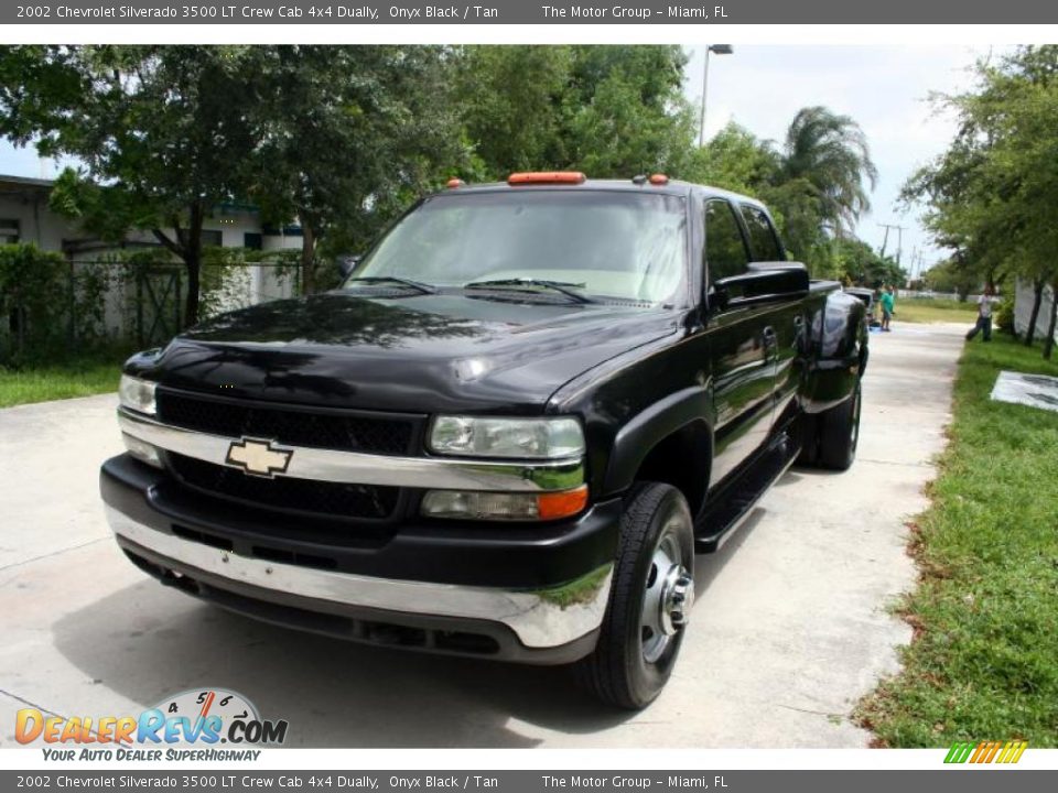 2002 Chevrolet Silverado 3500 LT Crew Cab 4x4 Dually Onyx Black / Tan Photo #20