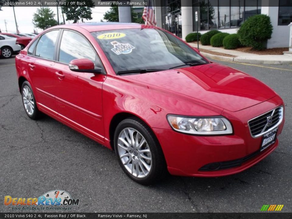 2010 Volvo S40 2.4i Passion Red / Off Black Photo #1