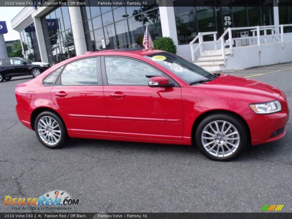 2010 Volvo S40 2.4i Passion Red / Off Black Photo #2