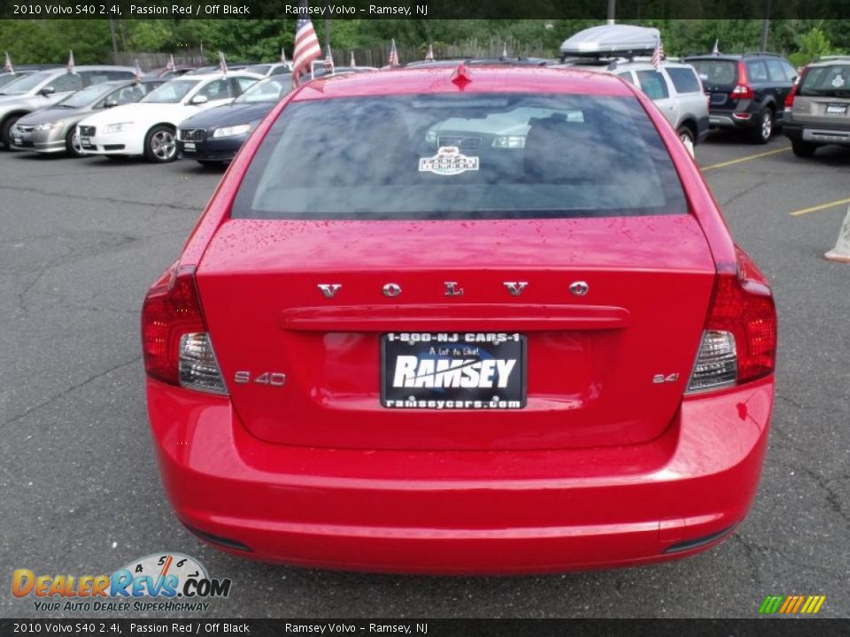 2010 Volvo S40 2.4i Passion Red / Off Black Photo #4