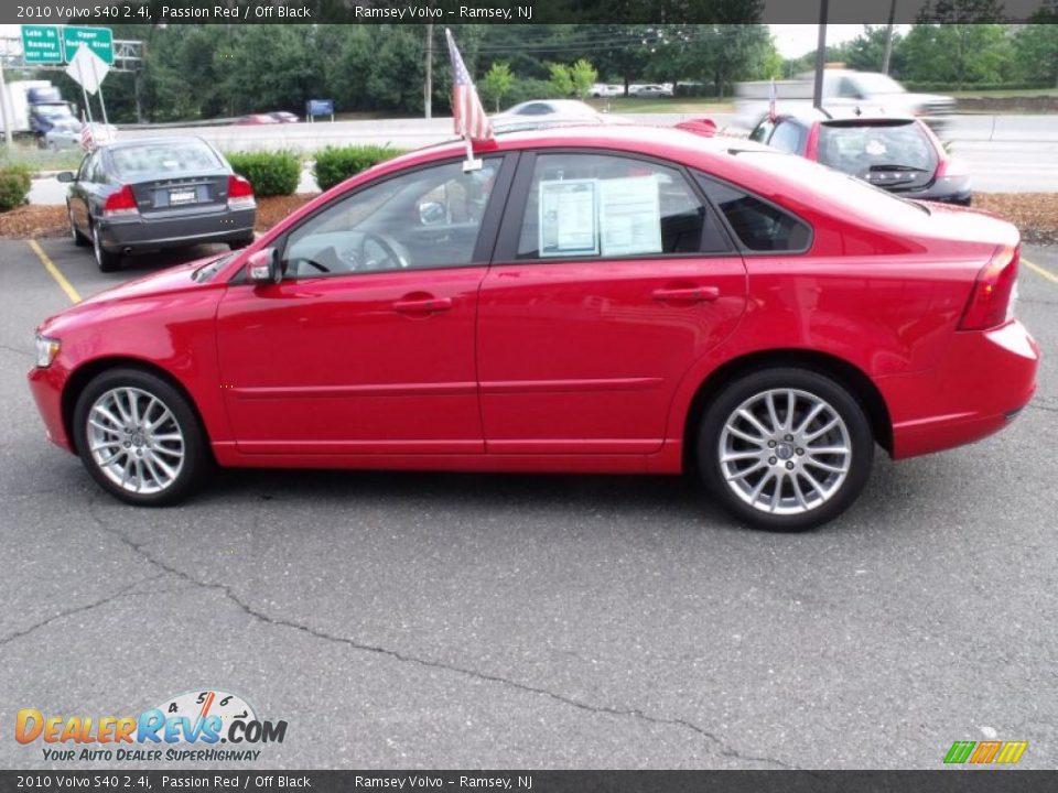 2010 Volvo S40 2.4i Passion Red / Off Black Photo #6