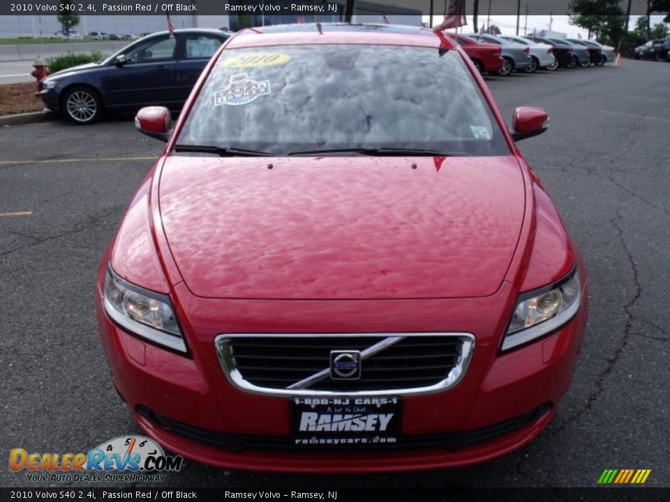 2010 Volvo S40 2.4i Passion Red / Off Black Photo #8
