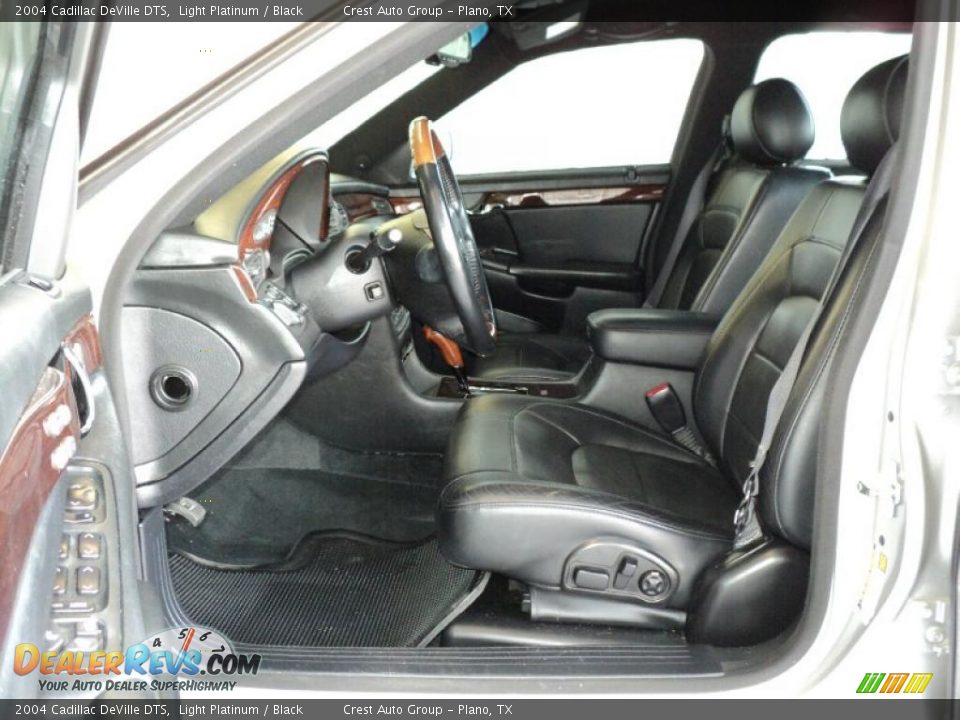 2004 Cadillac DeVille DTS Light Platinum / Black Photo #8