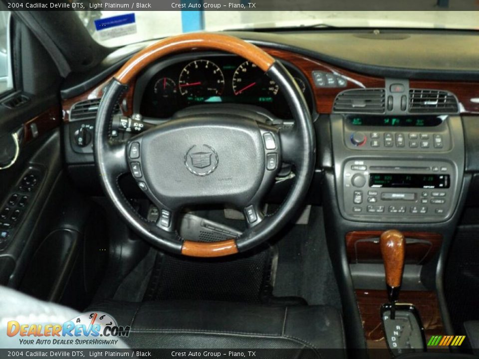 2004 Cadillac DeVille DTS Light Platinum / Black Photo #14