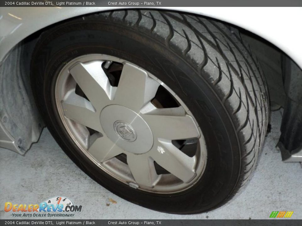 2004 Cadillac DeVille DTS Light Platinum / Black Photo #17