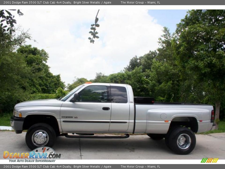 2001 Dodge Ram 3500 SLT Club Cab 4x4 Dually Bright Silver Metallic / Agate Photo #3