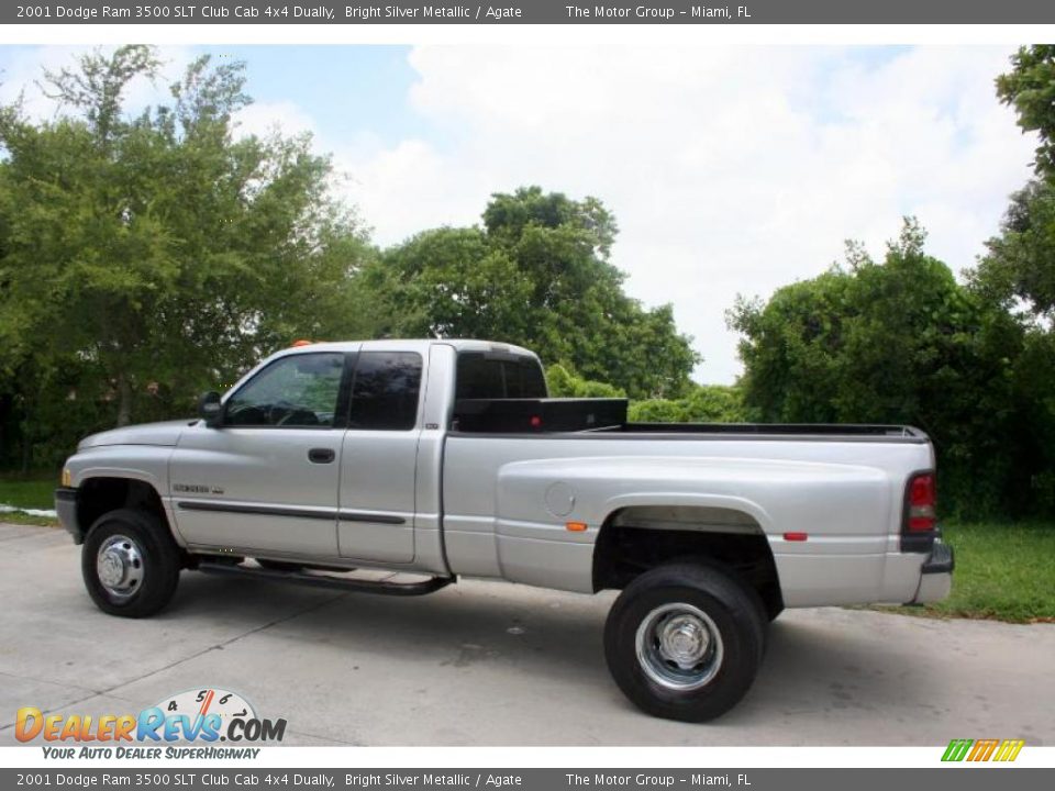 2001 Dodge Ram 3500 SLT Club Cab 4x4 Dually Bright Silver Metallic / Agate Photo #4