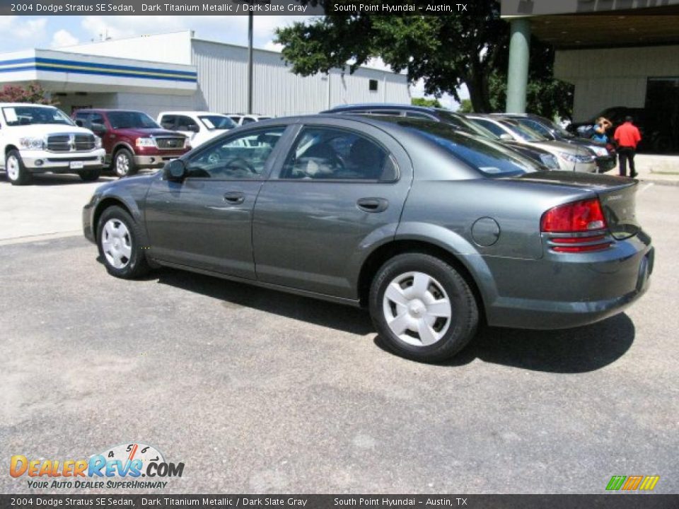 2004 Dodge Stratus SE Sedan Dark Titanium Metallic / Dark Slate Gray Photo #2