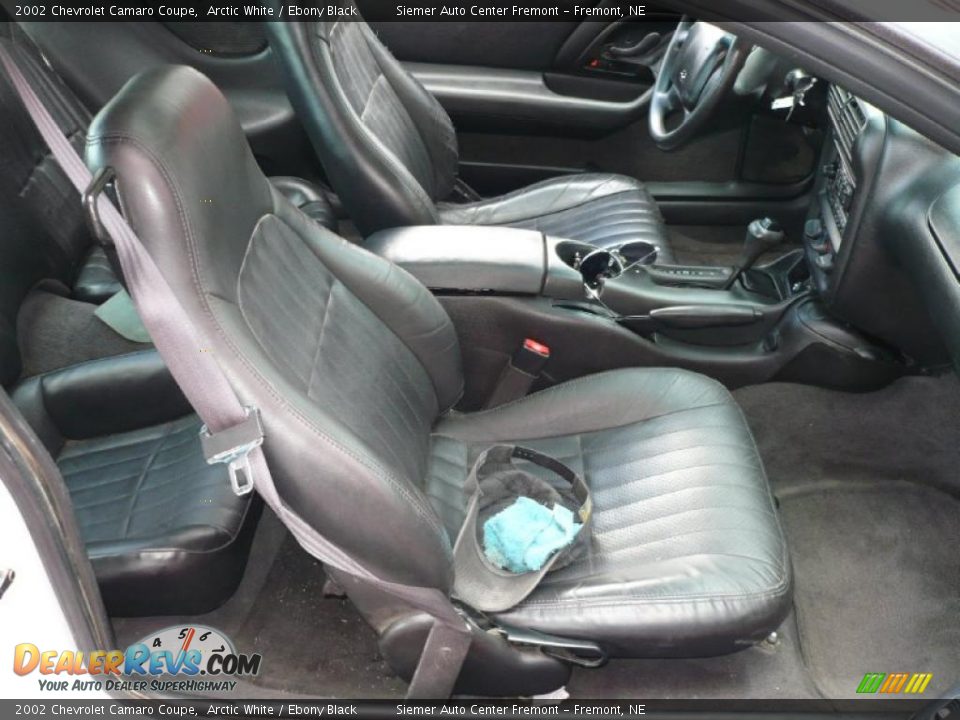 2002 Chevrolet Camaro Coupe Arctic White / Ebony Black Photo #7