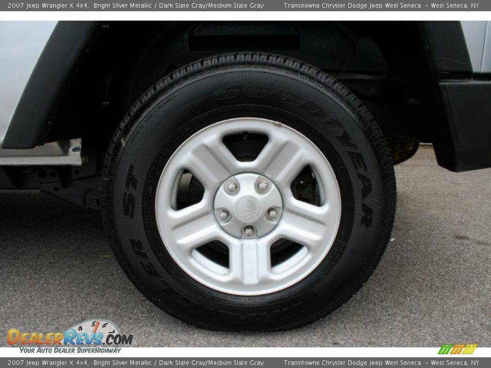 2007 Jeep Wrangler X 4x4 Bright Silver Metallic / Dark Slate Gray/Medium Slate Gray Photo #3