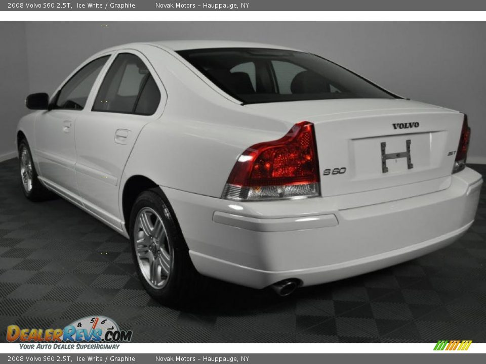 2008 Volvo S60 2.5T Ice White / Graphite Photo #3