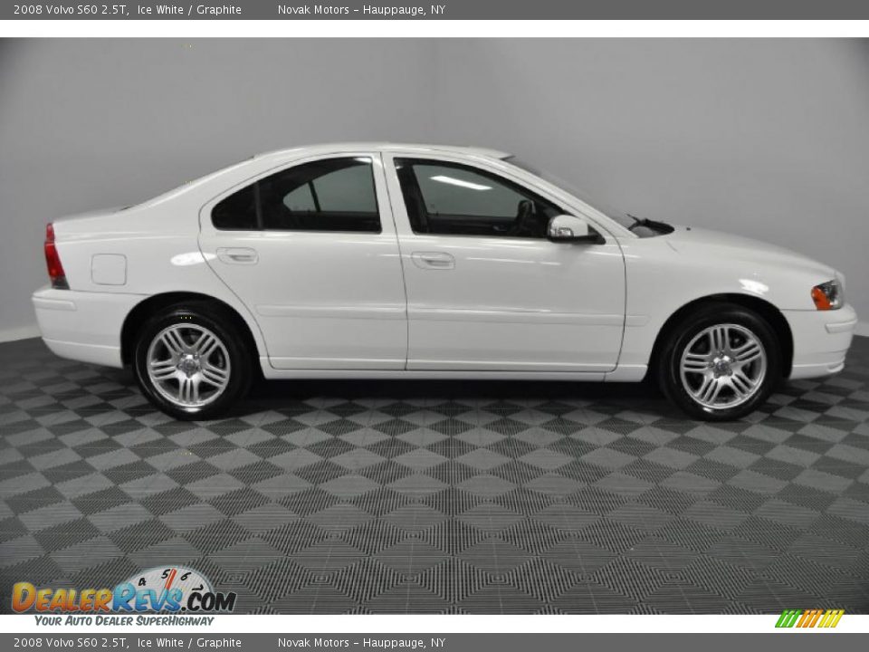 2008 Volvo S60 2.5T Ice White / Graphite Photo #6