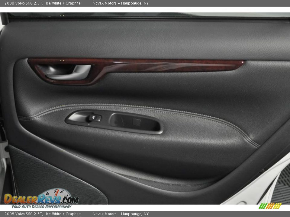 2008 Volvo S60 2.5T Ice White / Graphite Photo #21