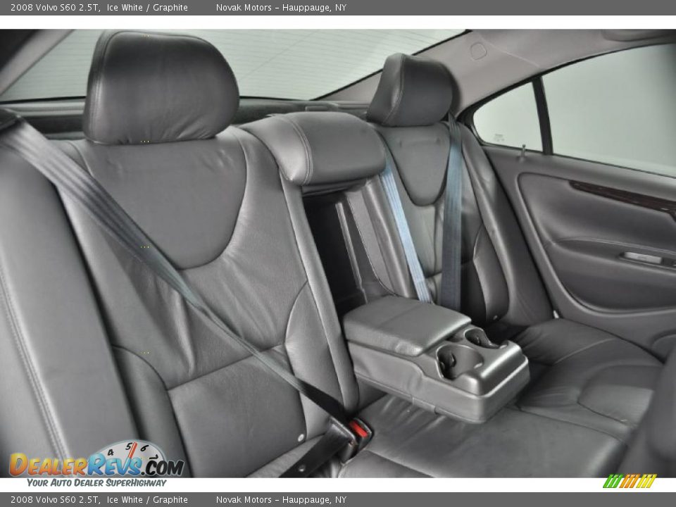 2008 Volvo S60 2.5T Ice White / Graphite Photo #24