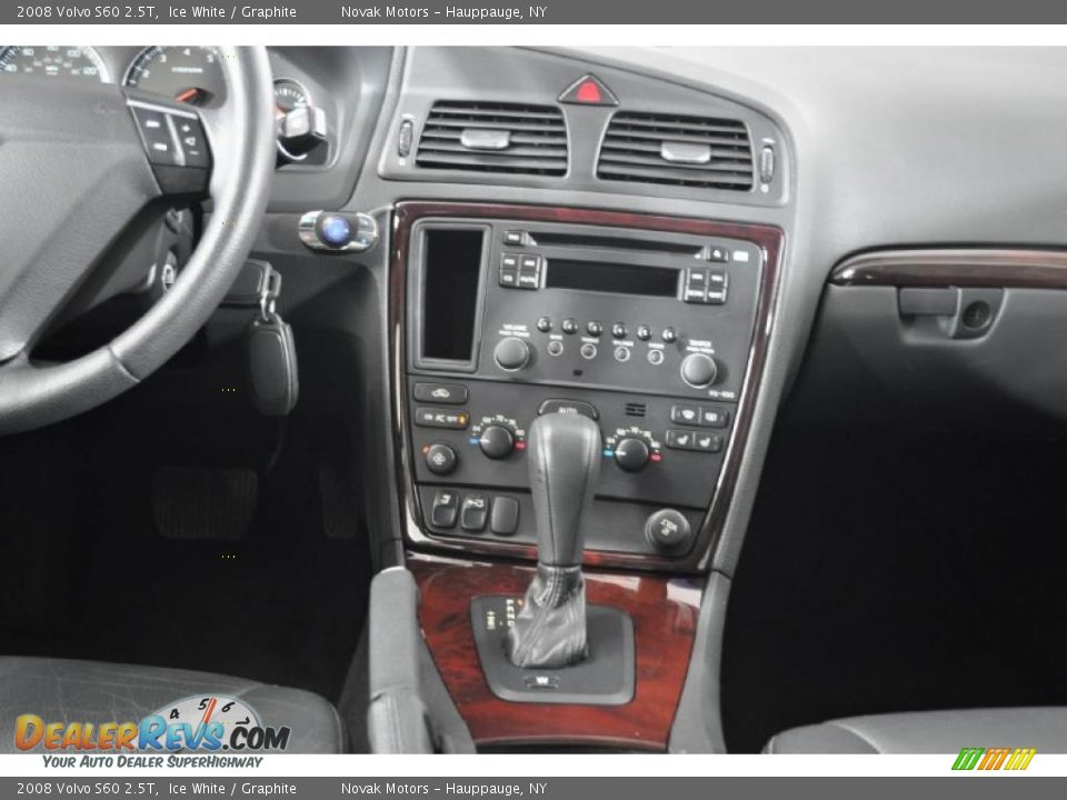 2008 Volvo S60 2.5T Ice White / Graphite Photo #30