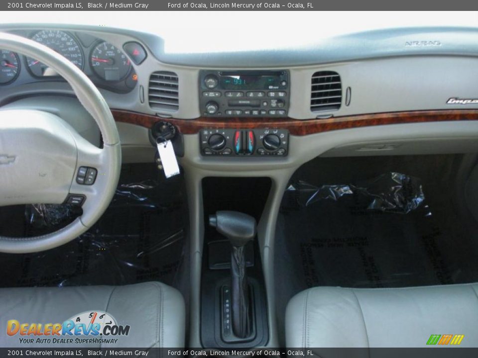 2001 Chevrolet Impala LS Black / Medium Gray Photo #17