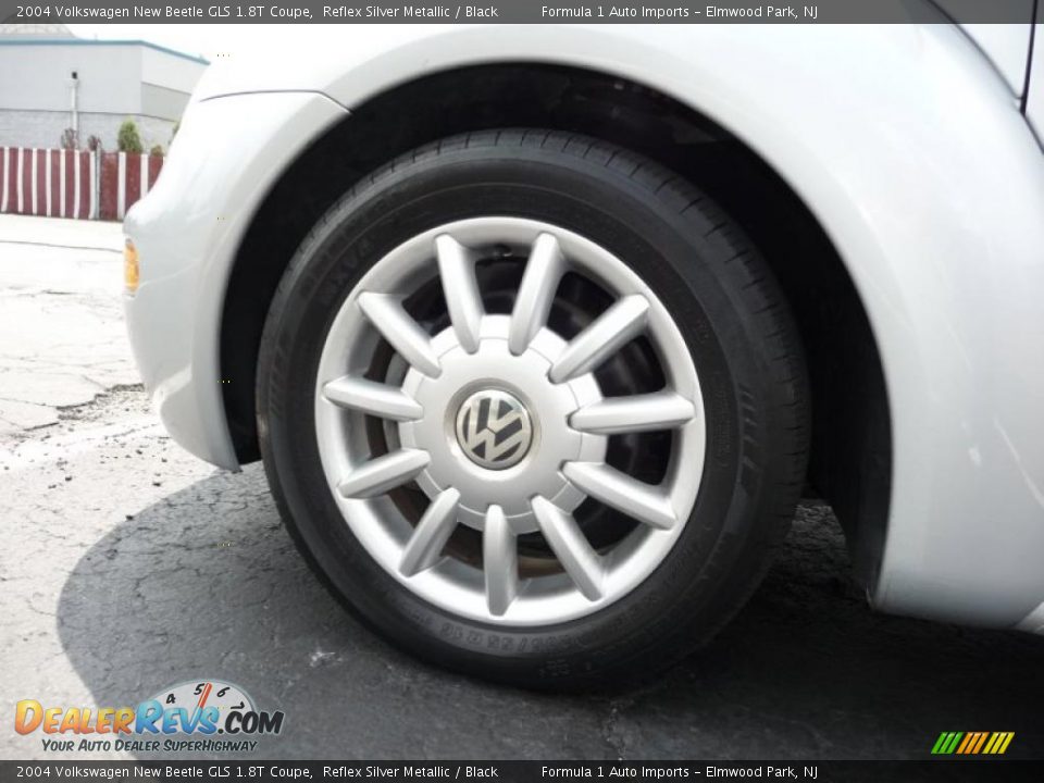 2004 Volkswagen New Beetle GLS 1.8T Coupe Reflex Silver Metallic / Black Photo #17