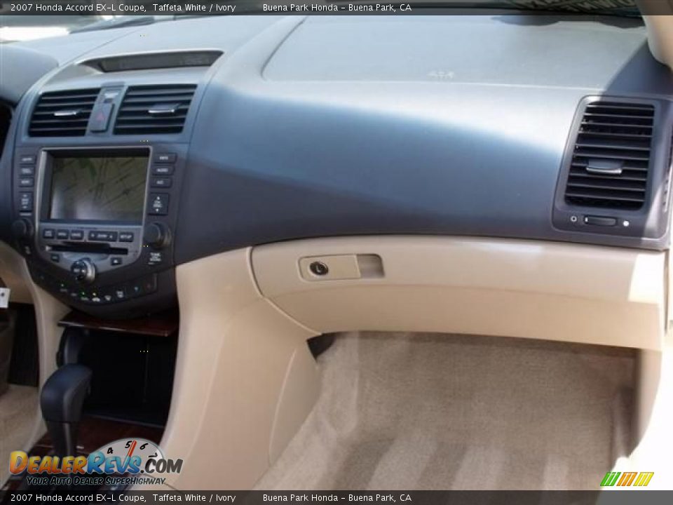 2007 Honda Accord EX-L Coupe Taffeta White / Ivory Photo #12