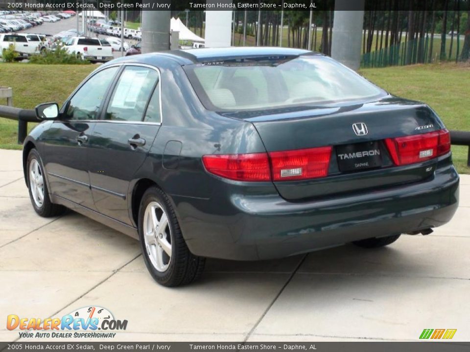 2005 Honda Accord EX Sedan Deep Green Pearl / Ivory Photo #8