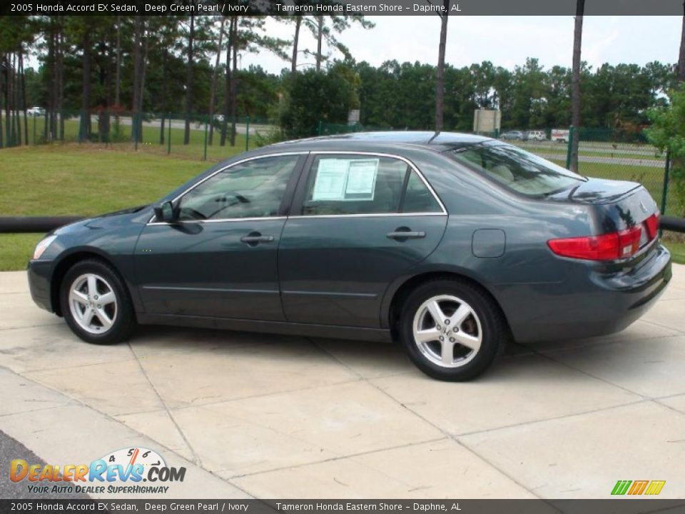 2005 Honda Accord EX Sedan Deep Green Pearl / Ivory Photo #9