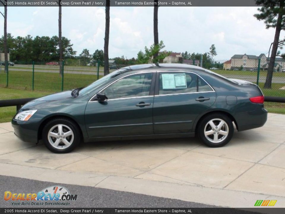 2005 Honda Accord EX Sedan Deep Green Pearl / Ivory Photo #10