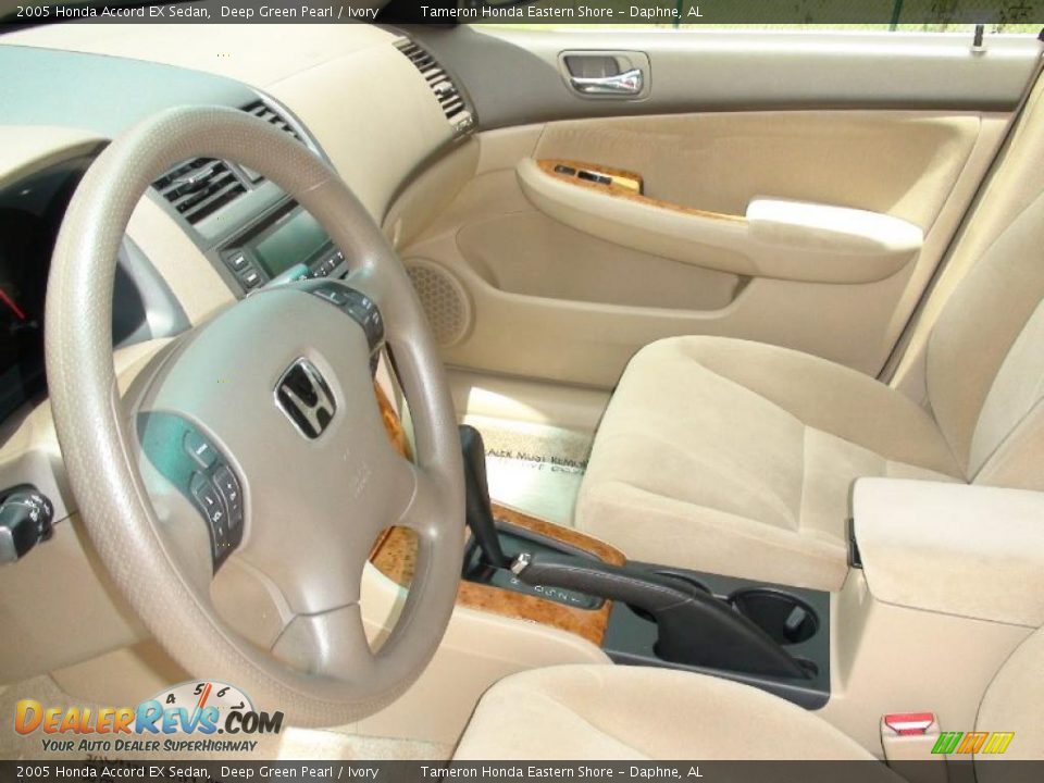 2005 Honda Accord EX Sedan Deep Green Pearl / Ivory Photo #17