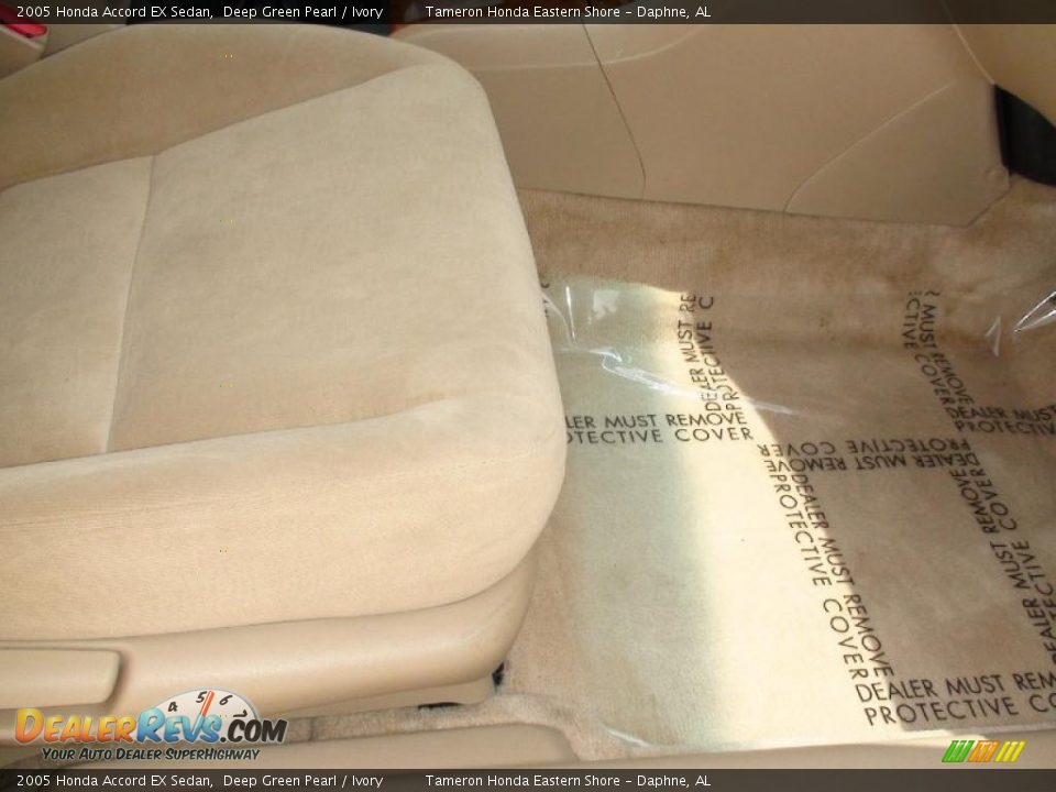 2005 Honda Accord EX Sedan Deep Green Pearl / Ivory Photo #31