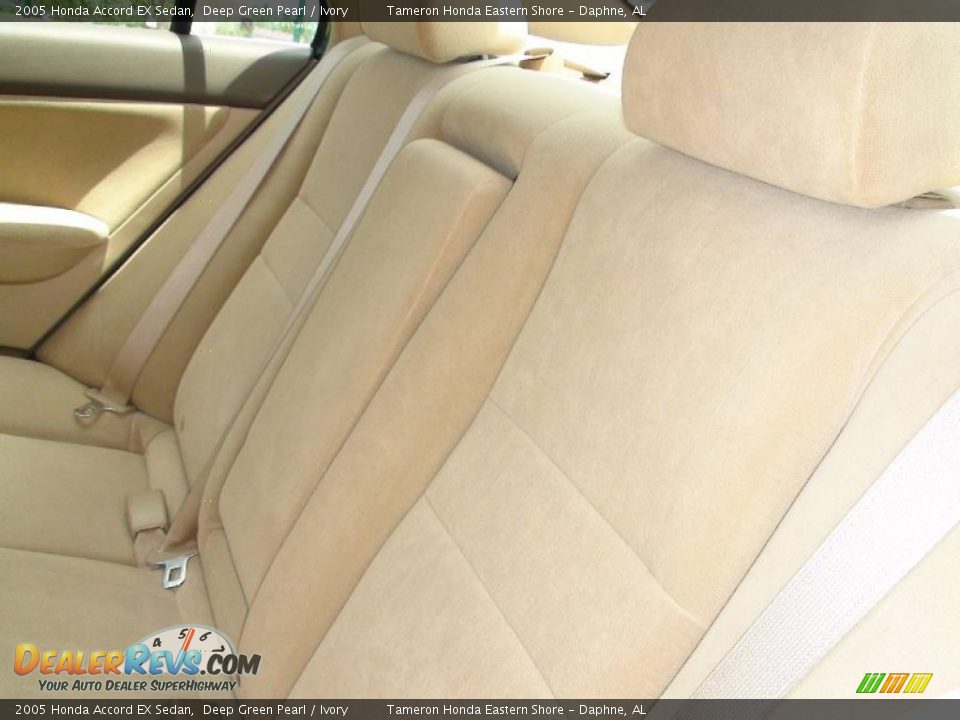 2005 Honda Accord EX Sedan Deep Green Pearl / Ivory Photo #33