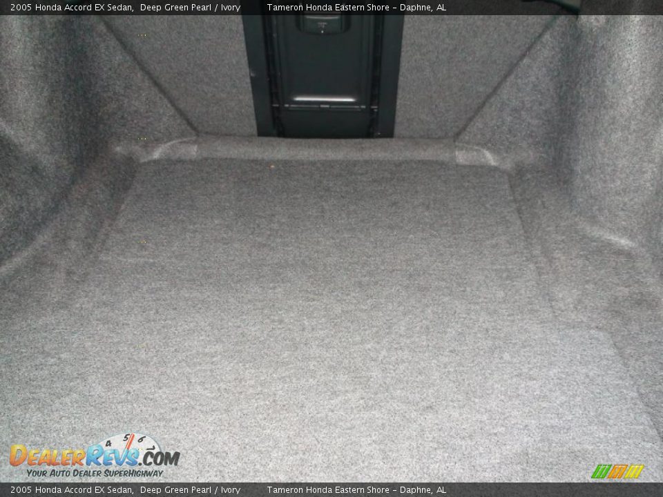 2005 Honda Accord EX Sedan Deep Green Pearl / Ivory Photo #36
