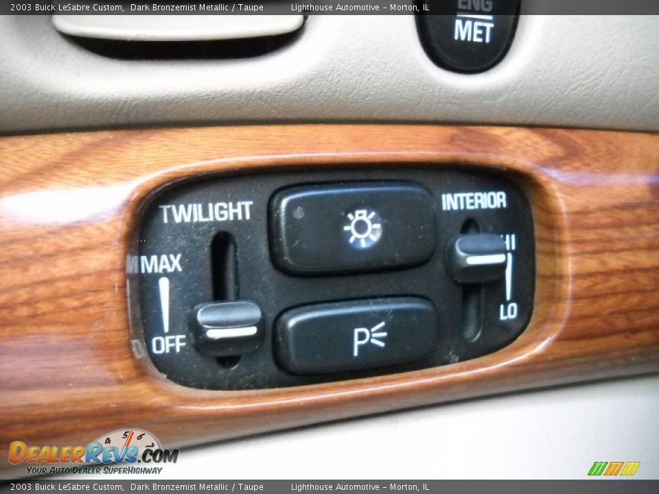2003 Buick LeSabre Custom Dark Bronzemist Metallic / Taupe Photo #17
