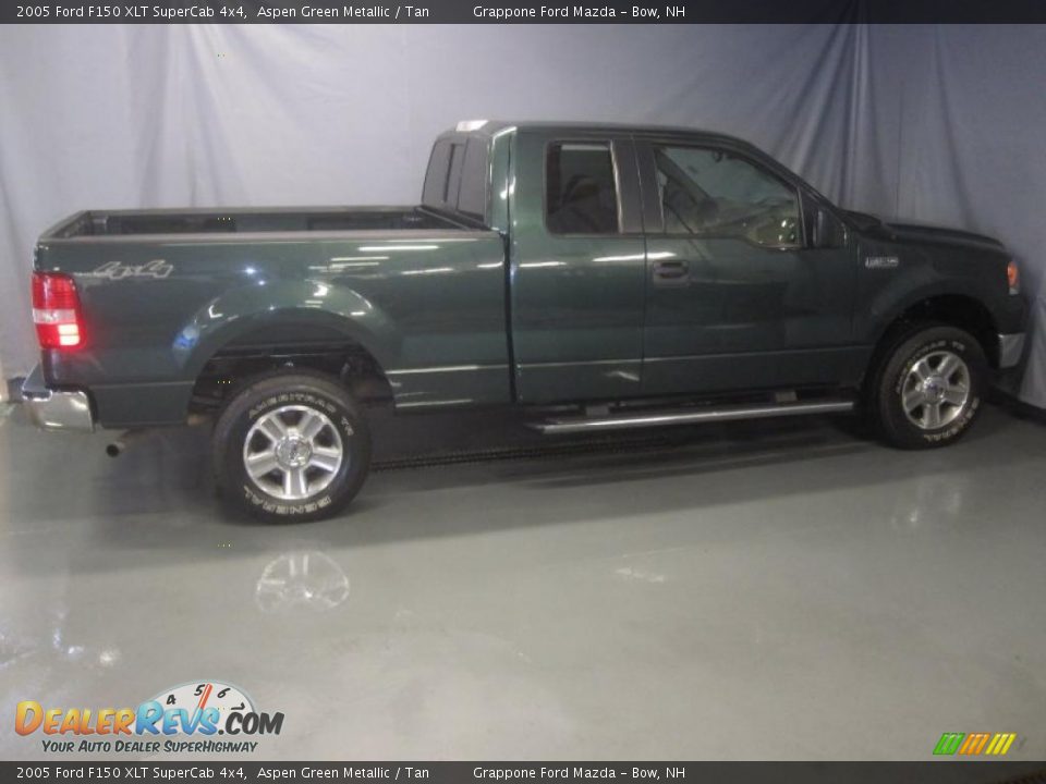 2005 Ford F150 XLT SuperCab 4x4 Aspen Green Metallic / Tan Photo #4